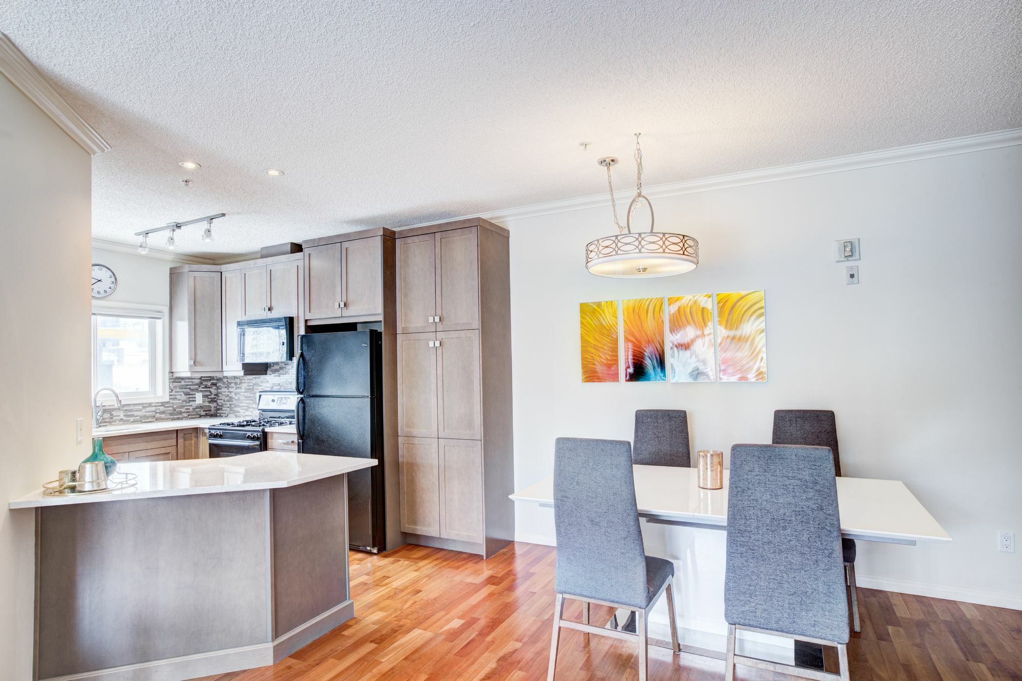 Digs - Genesis Apartment