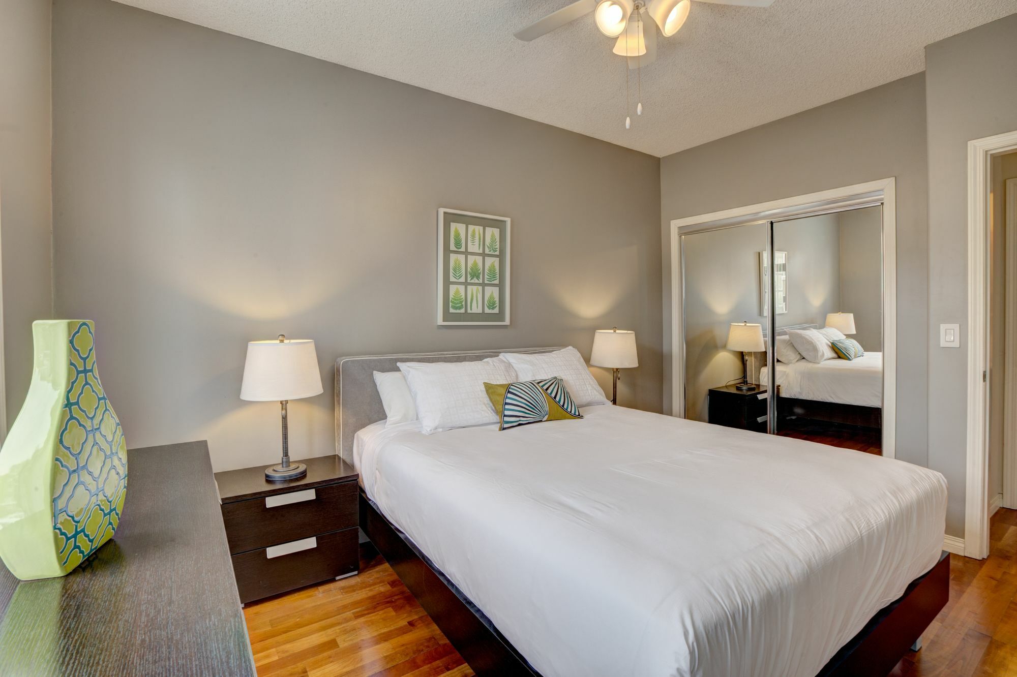 Digs - Genesis Apartment Calgary