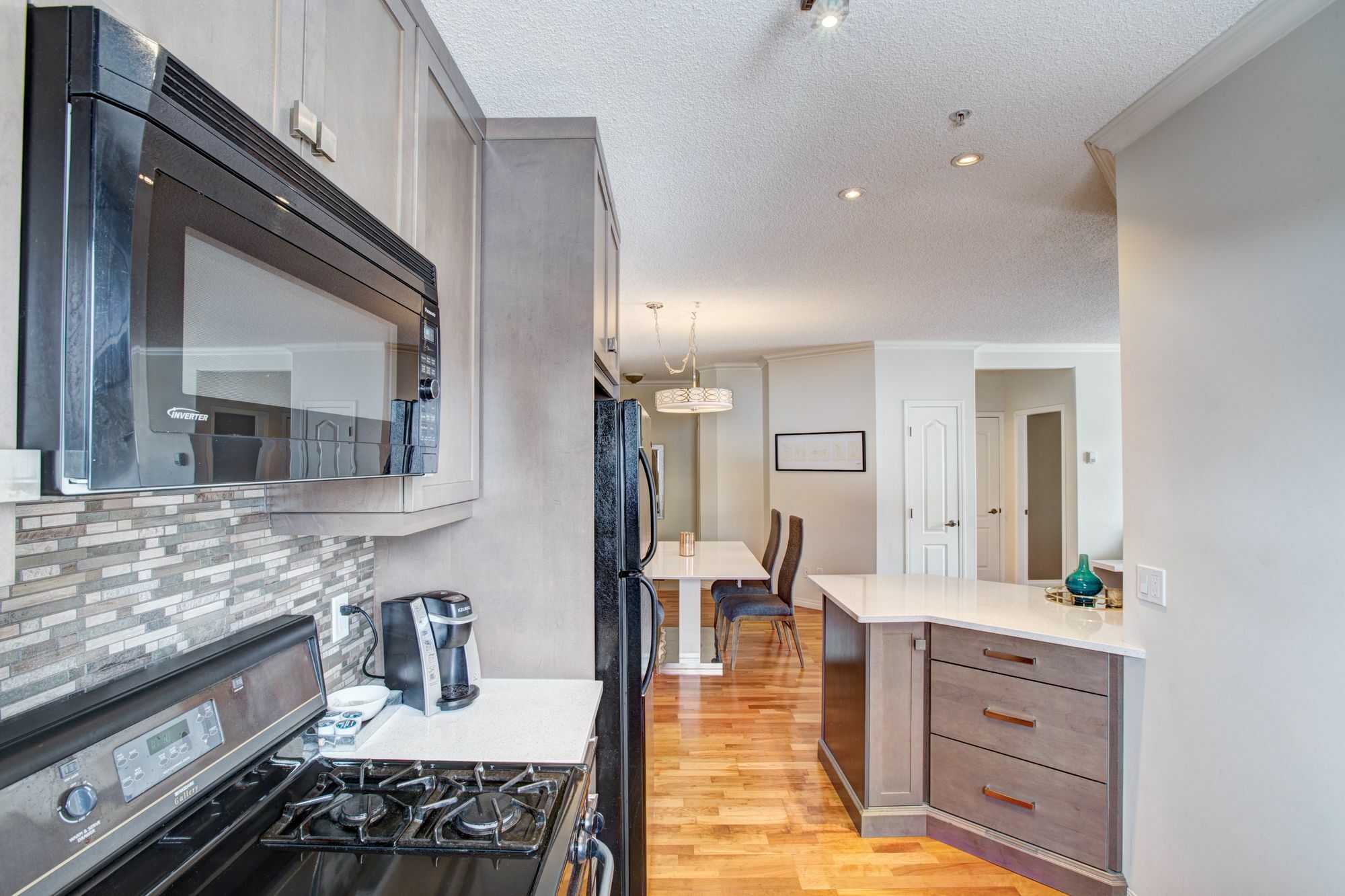 Digs - Genesis Apartment Calgary