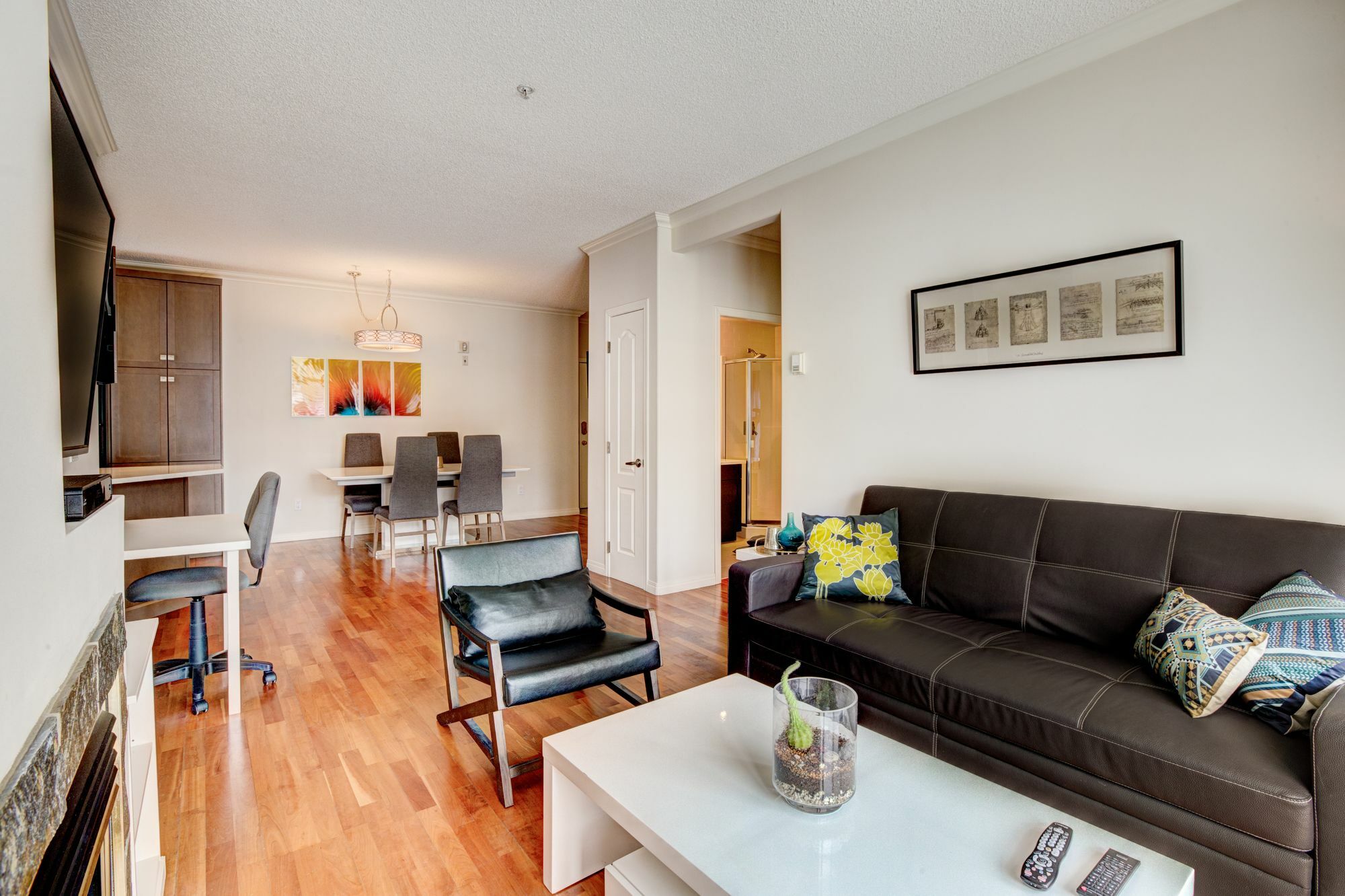 Digs - Genesis Apartment *